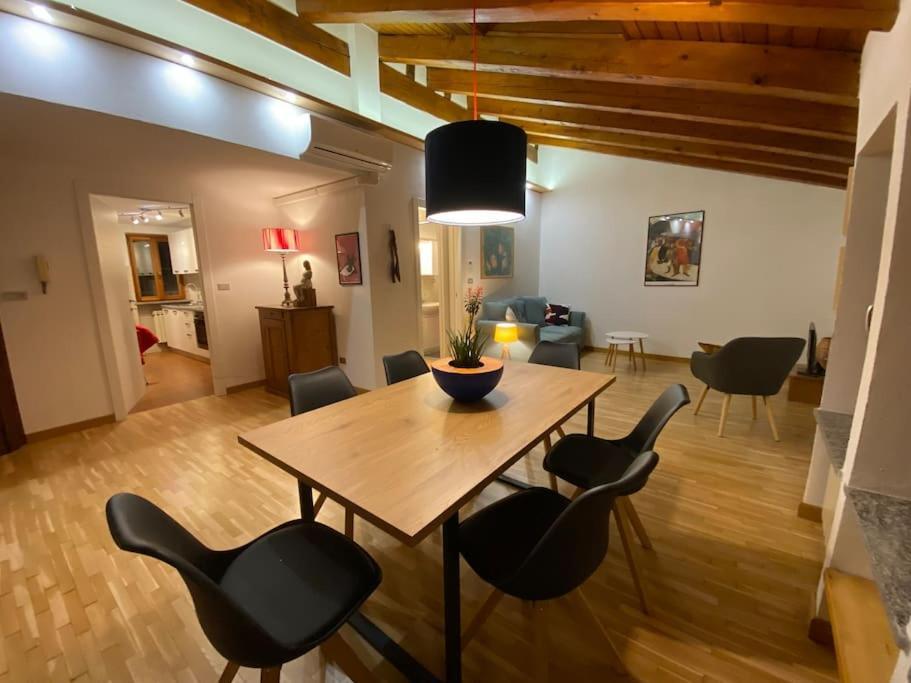 Maison De Trotte Аоста Экстерьер фото